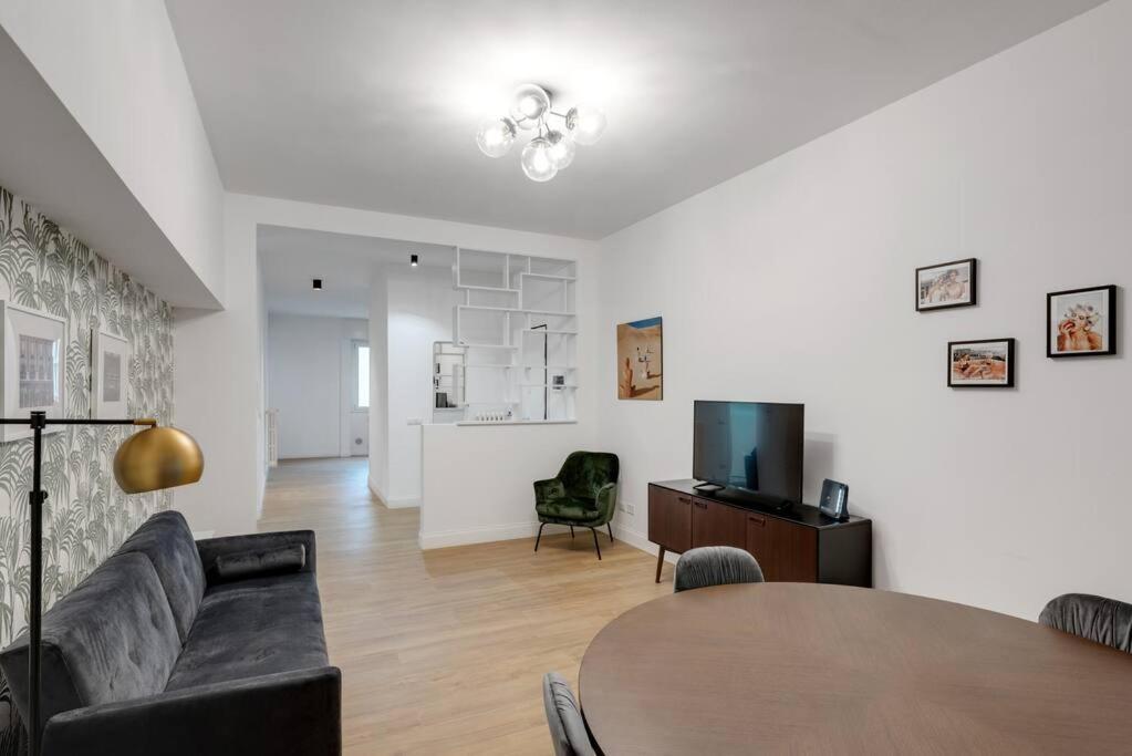 Easylife - Cozy & Comfy Apt In Design District Milánó Kültér fotó